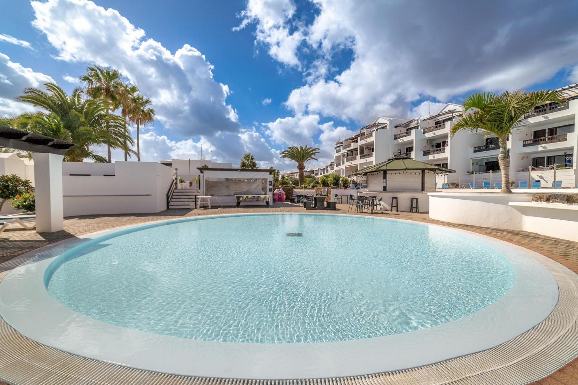 Playa Bastian 2 Habs 2 Banos Y Super Terraza Appartement Costa Teguise Buitenkant foto